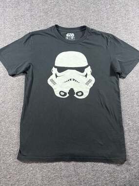 Star Wars Stormtrooper Helmet Graphic T-Shirt Black Size Medium